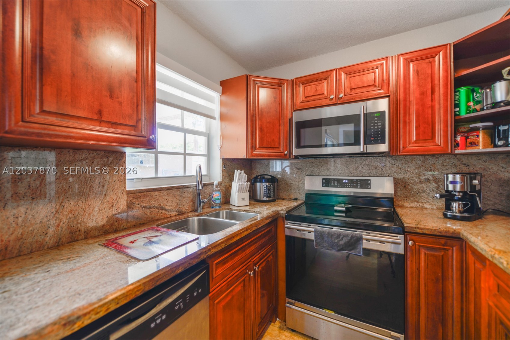 15216 SW 112th Pl, Miami FL 33157