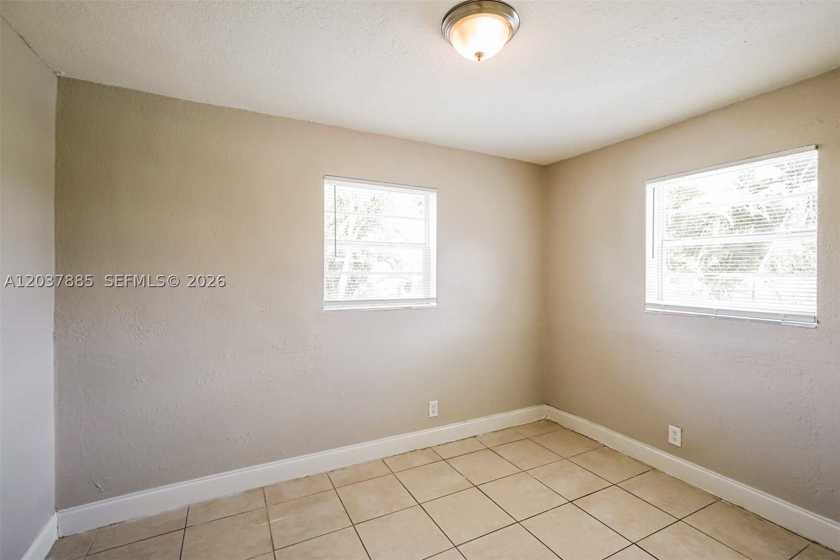 5980 NW 24th Ct, Margate FL 33063