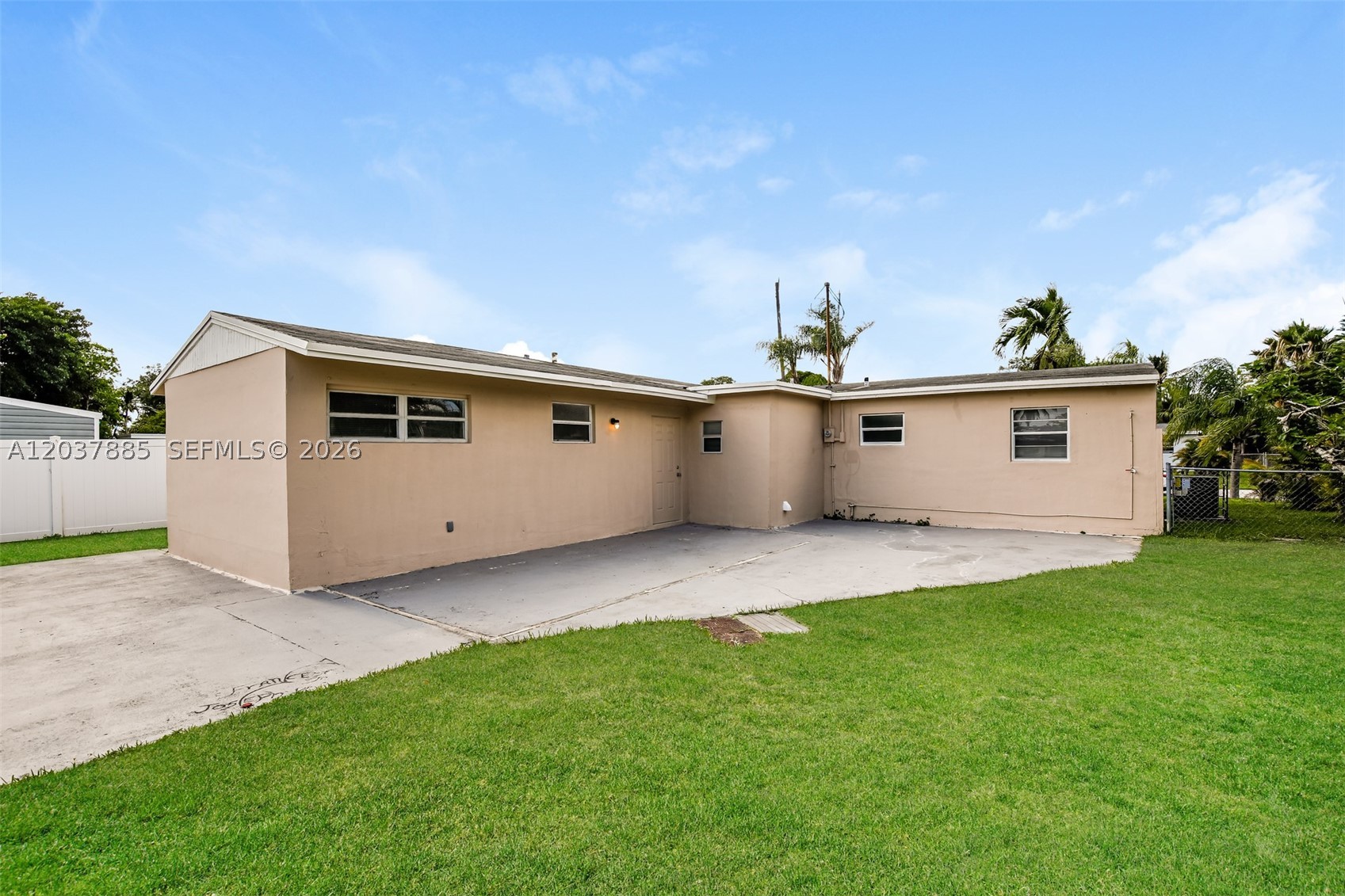 5980 NW 24th Ct, Margate FL 33063
