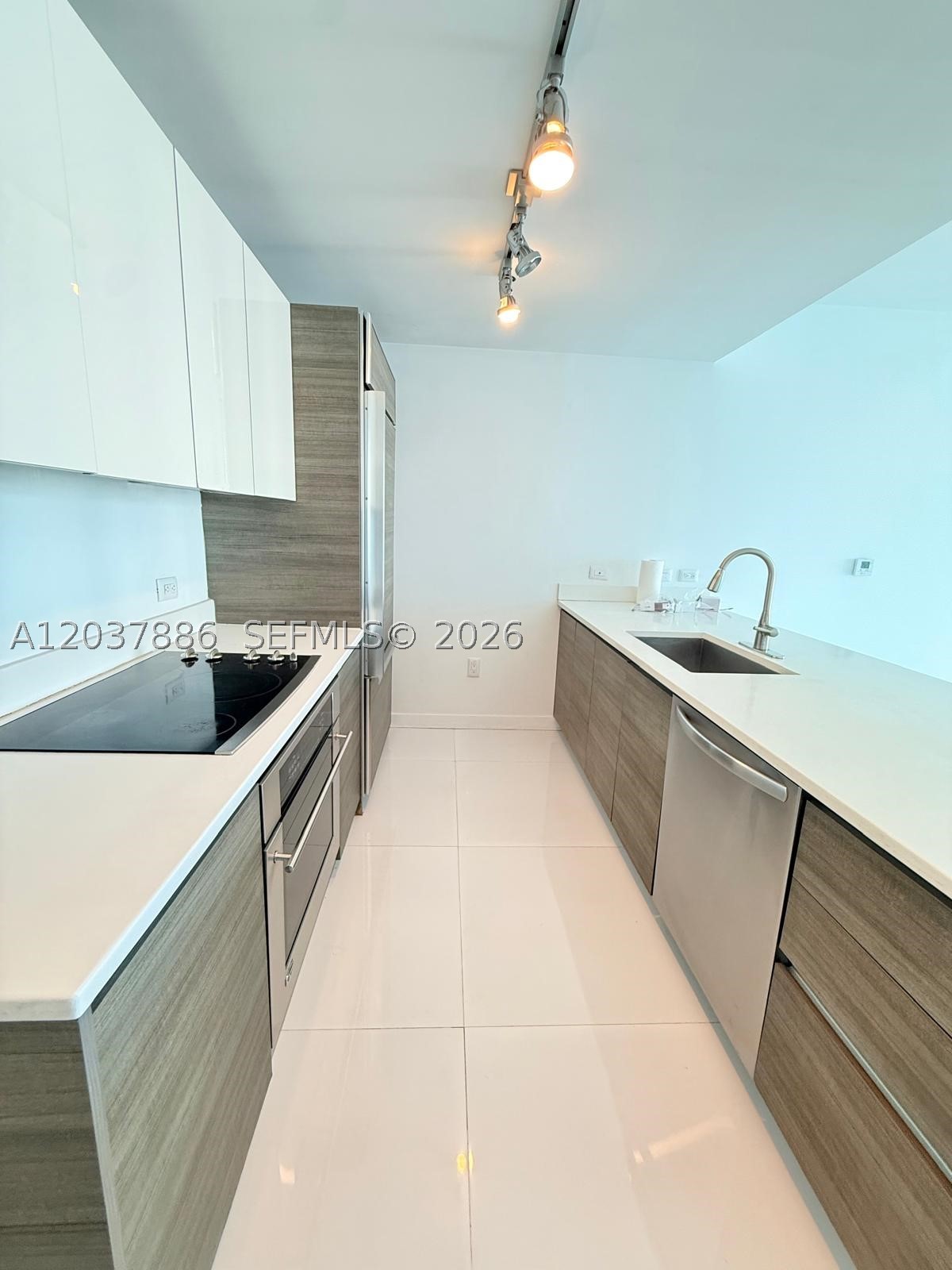 1100 S MIAMI AVE #3811, Miami FL 33130