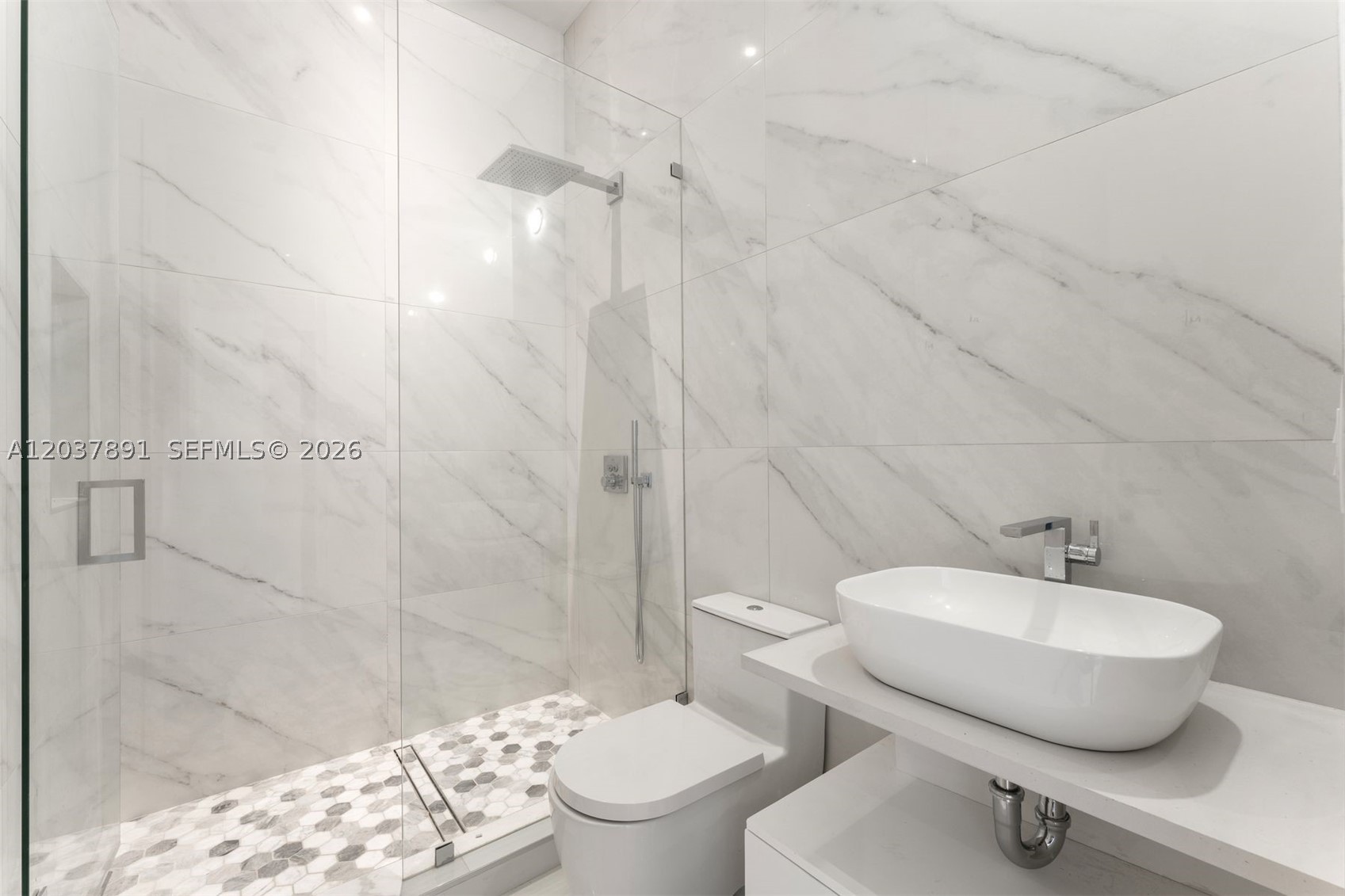 4430 Nautilus Dr, Miami Beach FL 33140