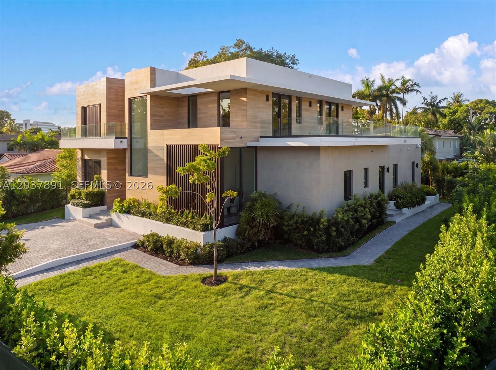 4430 Nautilus Dr, Miami Beach FL 33140