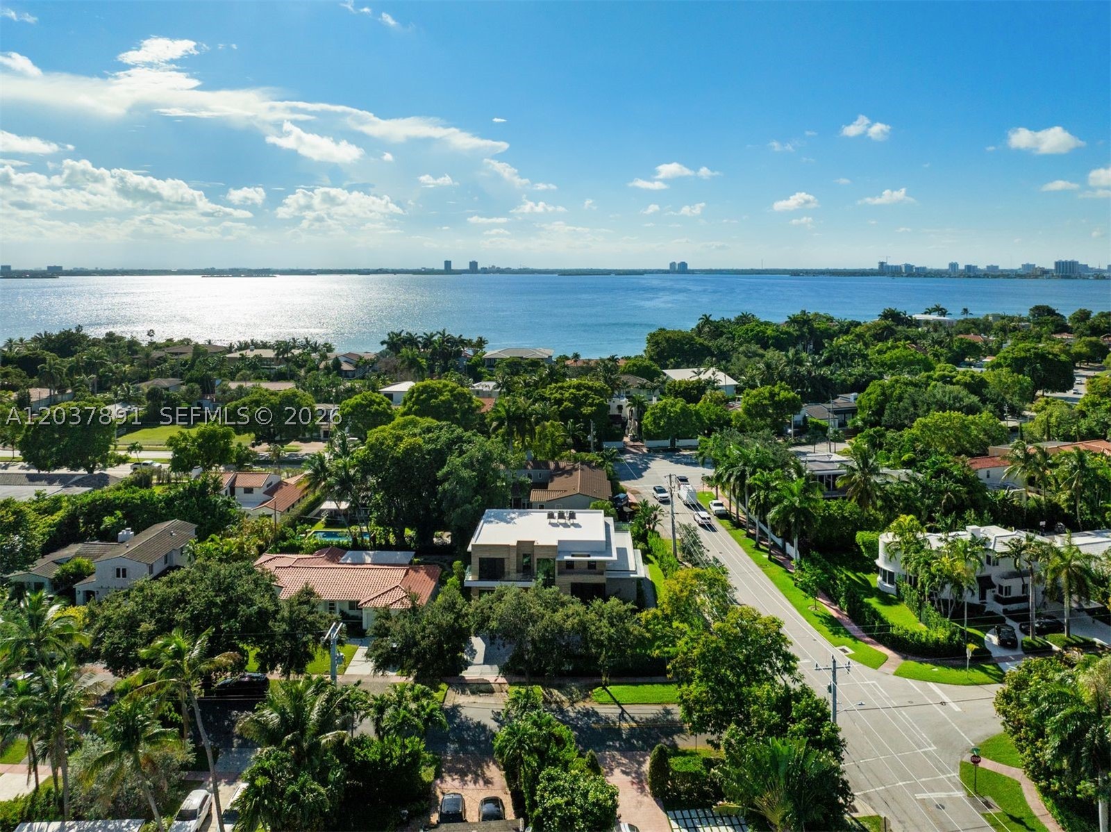 4430 Nautilus Dr, Miami Beach FL 33140