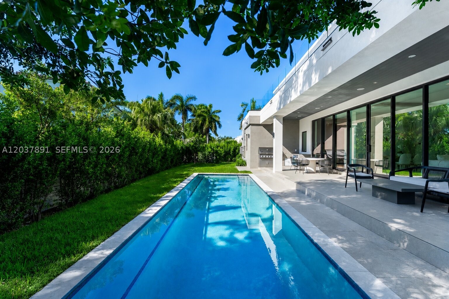 4430 Nautilus Dr, Miami Beach FL 33140