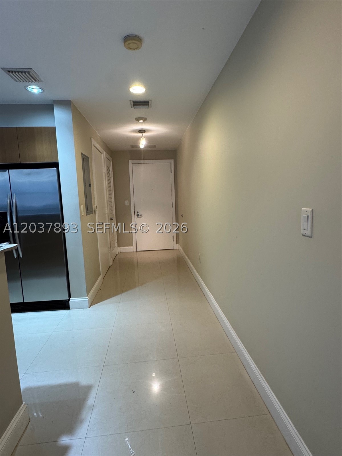 1060 Brickell Ave #4115, Miami FL 33131