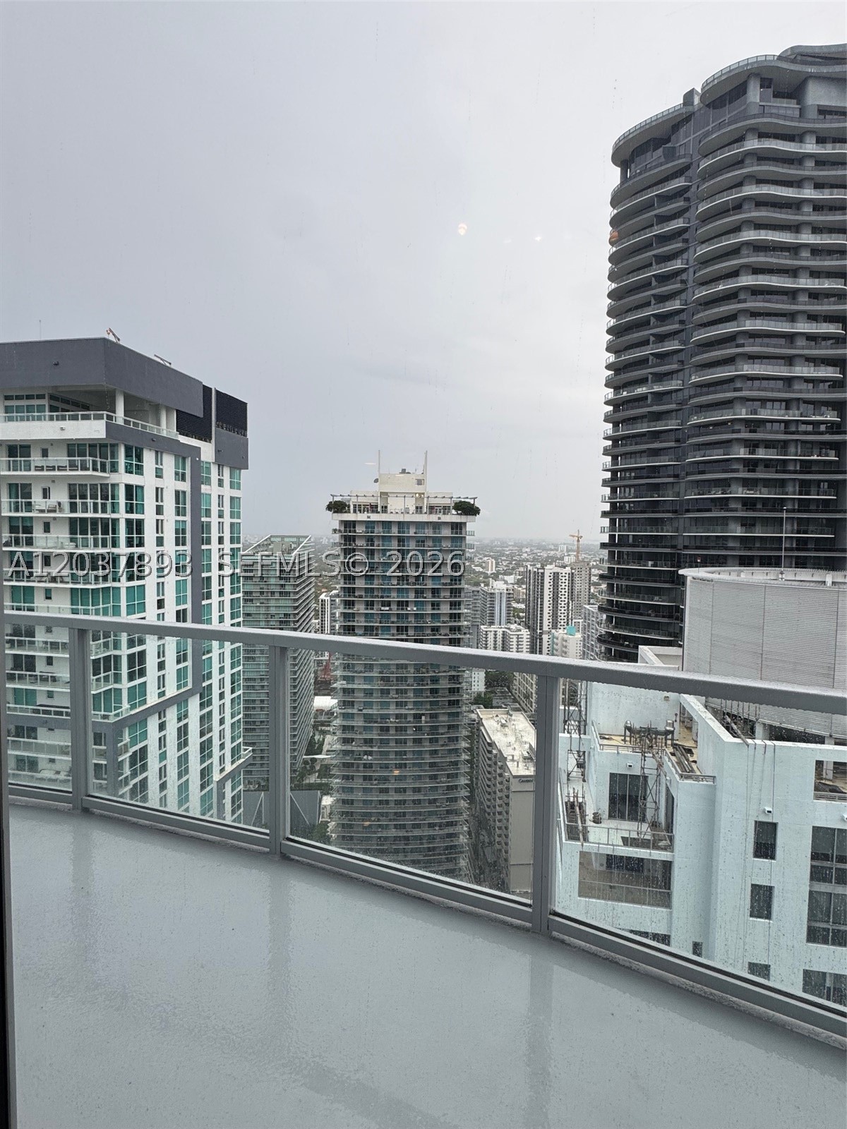 1060 Brickell Ave #4115, Miami FL 33131