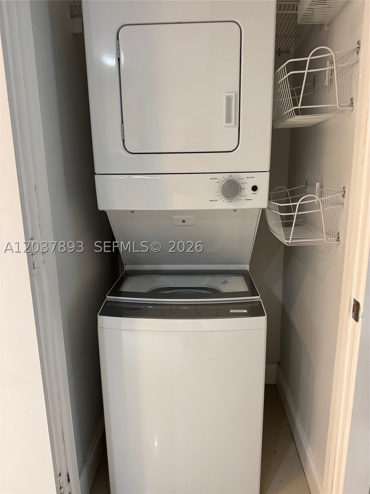 1060 Brickell Ave #4115, Miami FL 33131