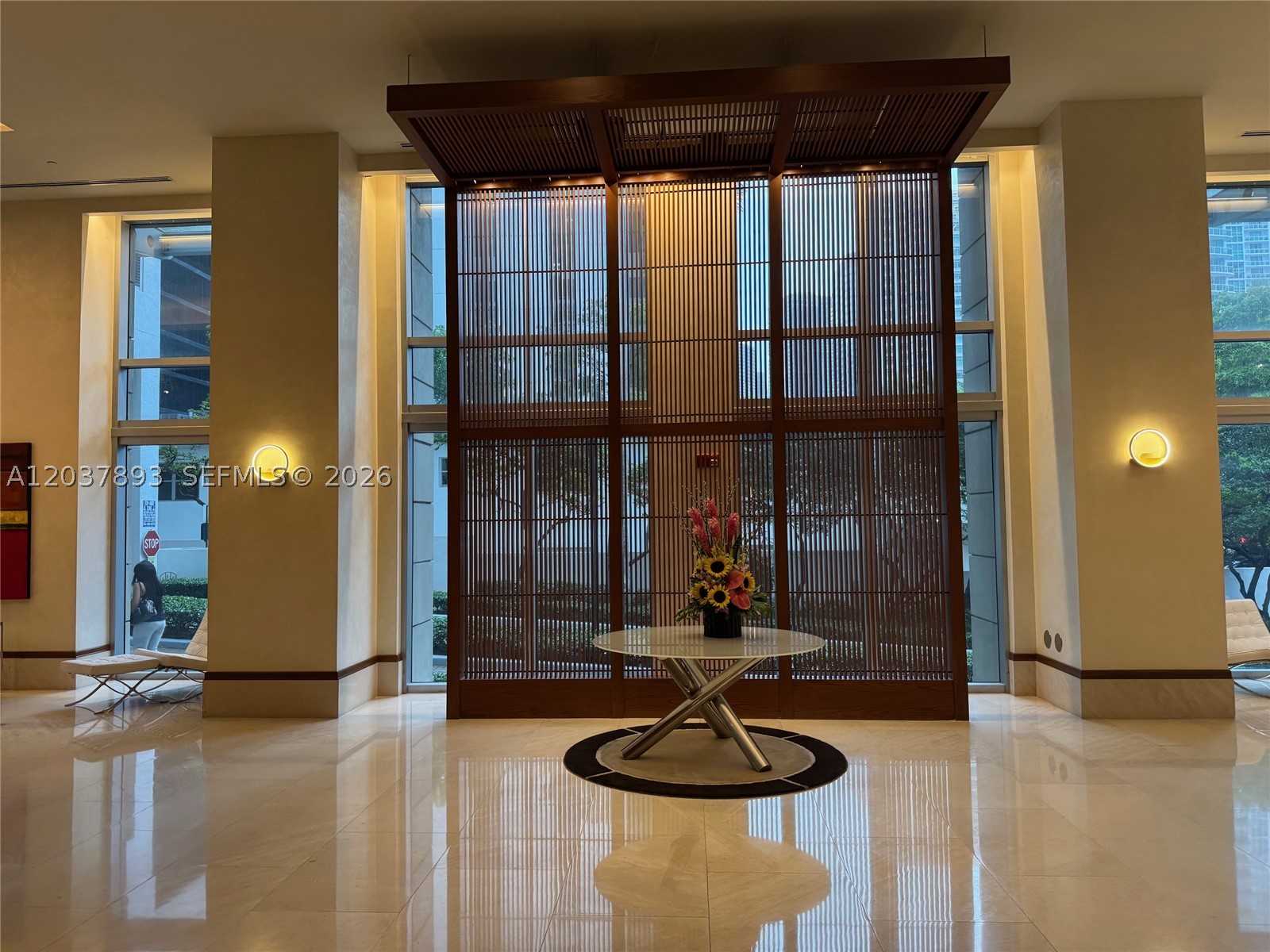 1060 Brickell Ave #4115, Miami FL 33131