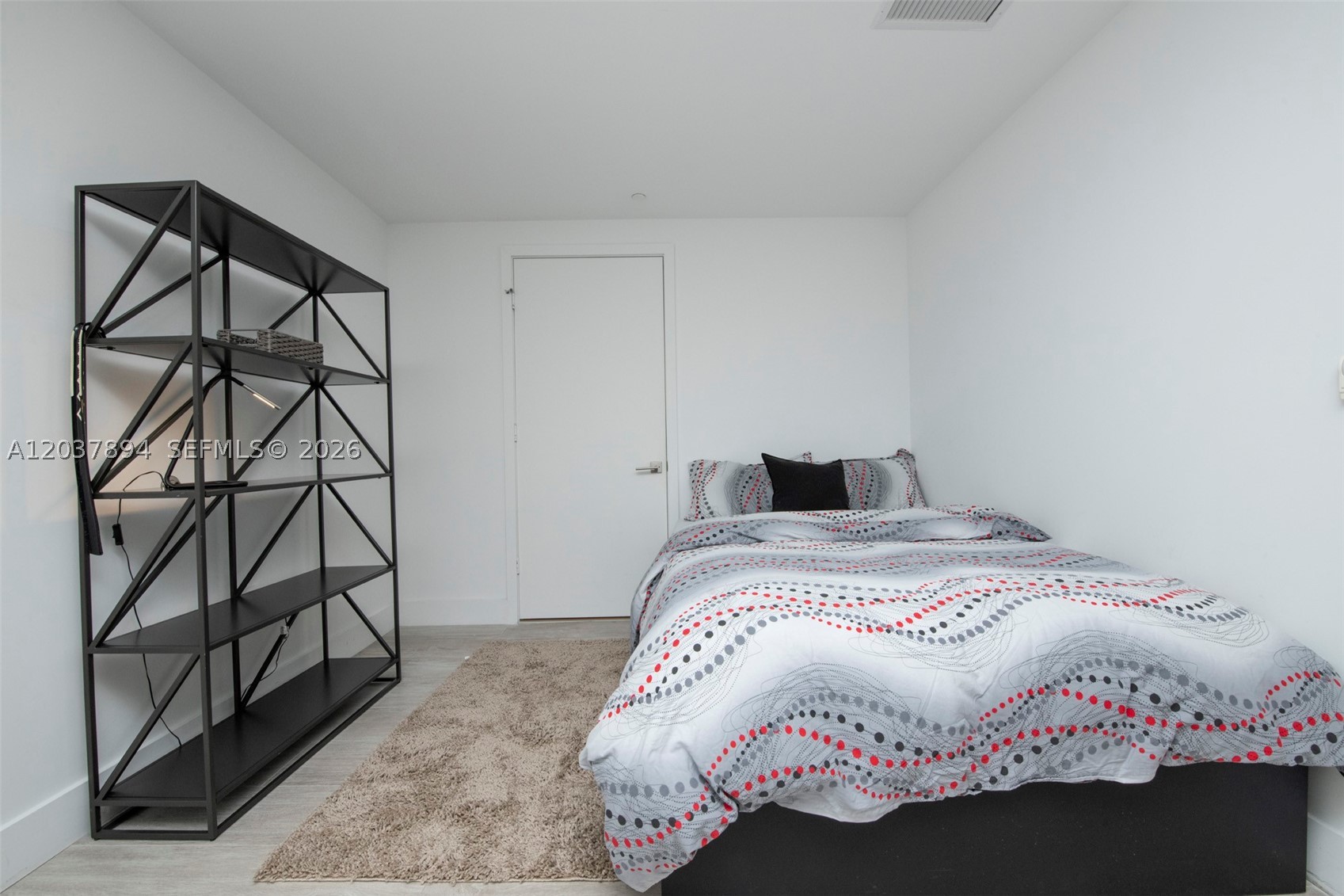121 NE 34th St #3006, Miami FL 33137