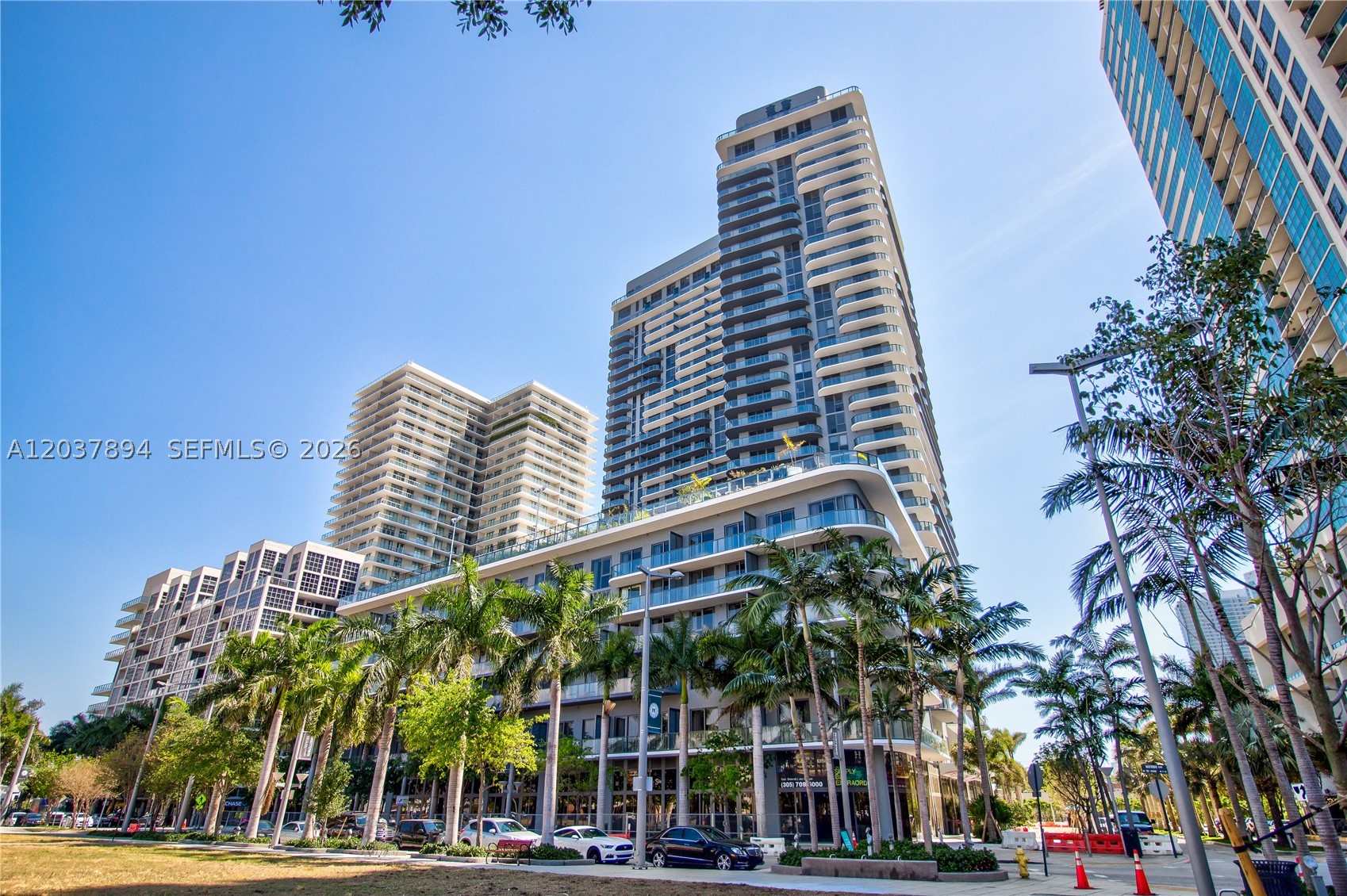 121 NE 34th St #3006, Miami FL 33137