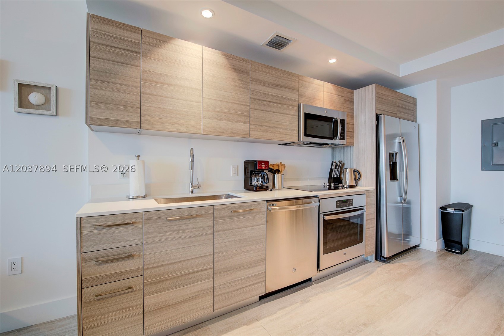 121 NE 34th St #3006, Miami FL 33137