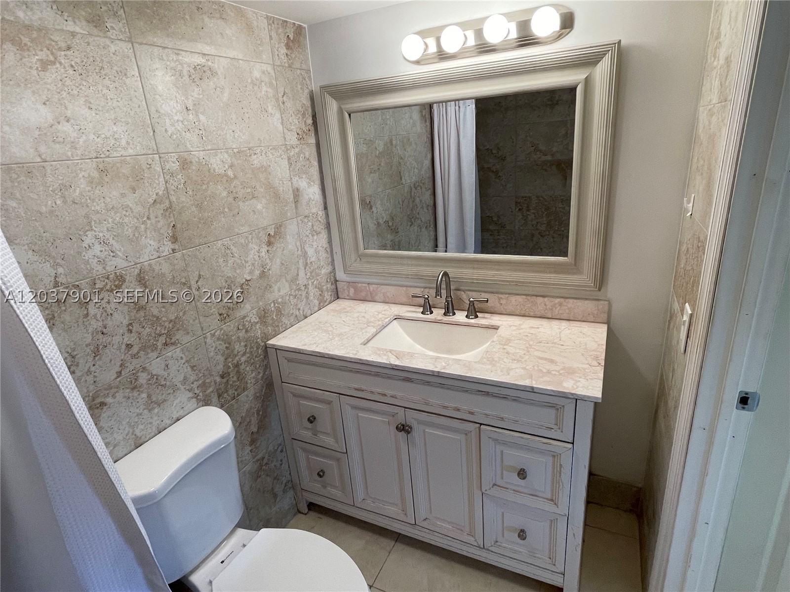3690 N 56th Ave #904, Hollywood FL 33021