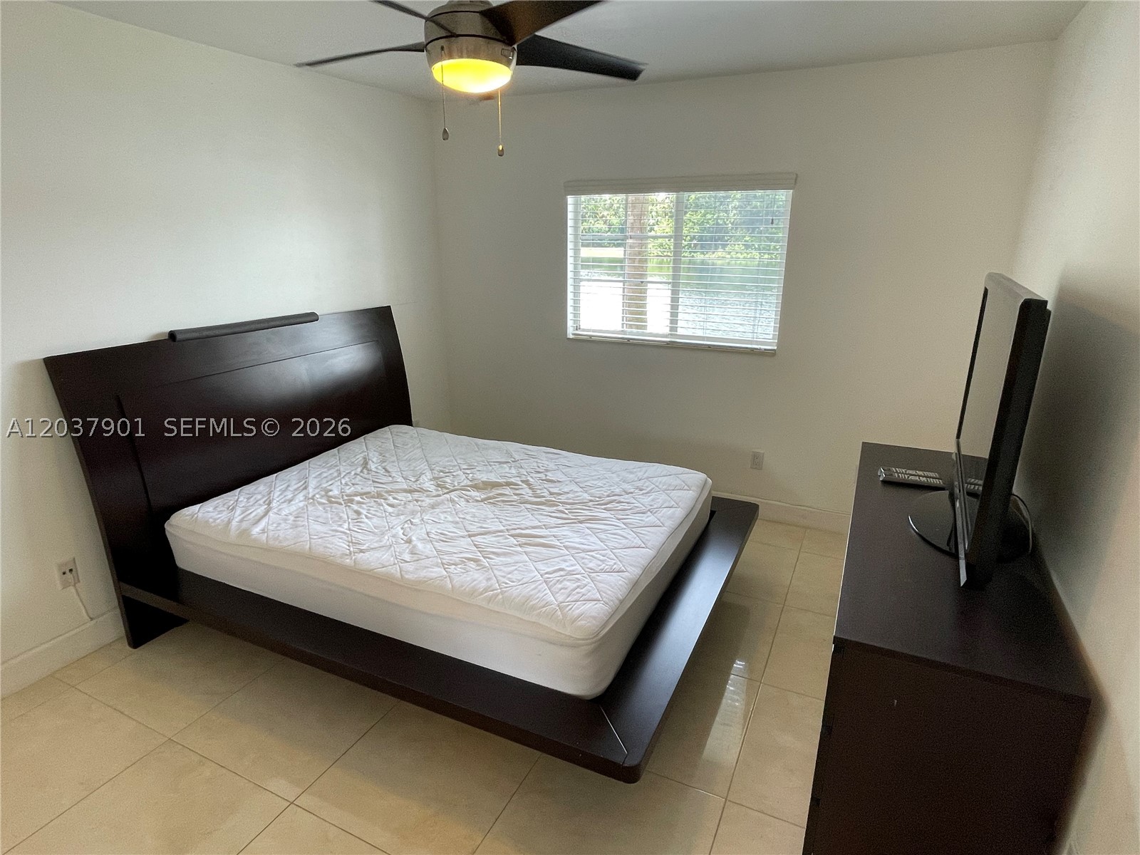 3690 N 56th Ave #904, Hollywood FL 33021