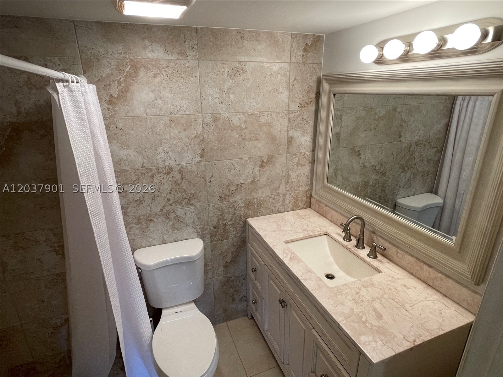 3690 N 56th Ave #904, Hollywood FL 33021
