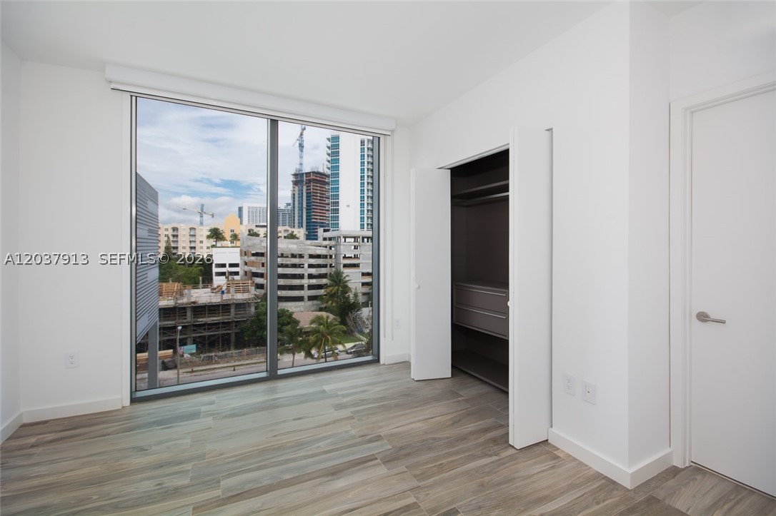 460 NE 28 ST #501, Miami FL 33132