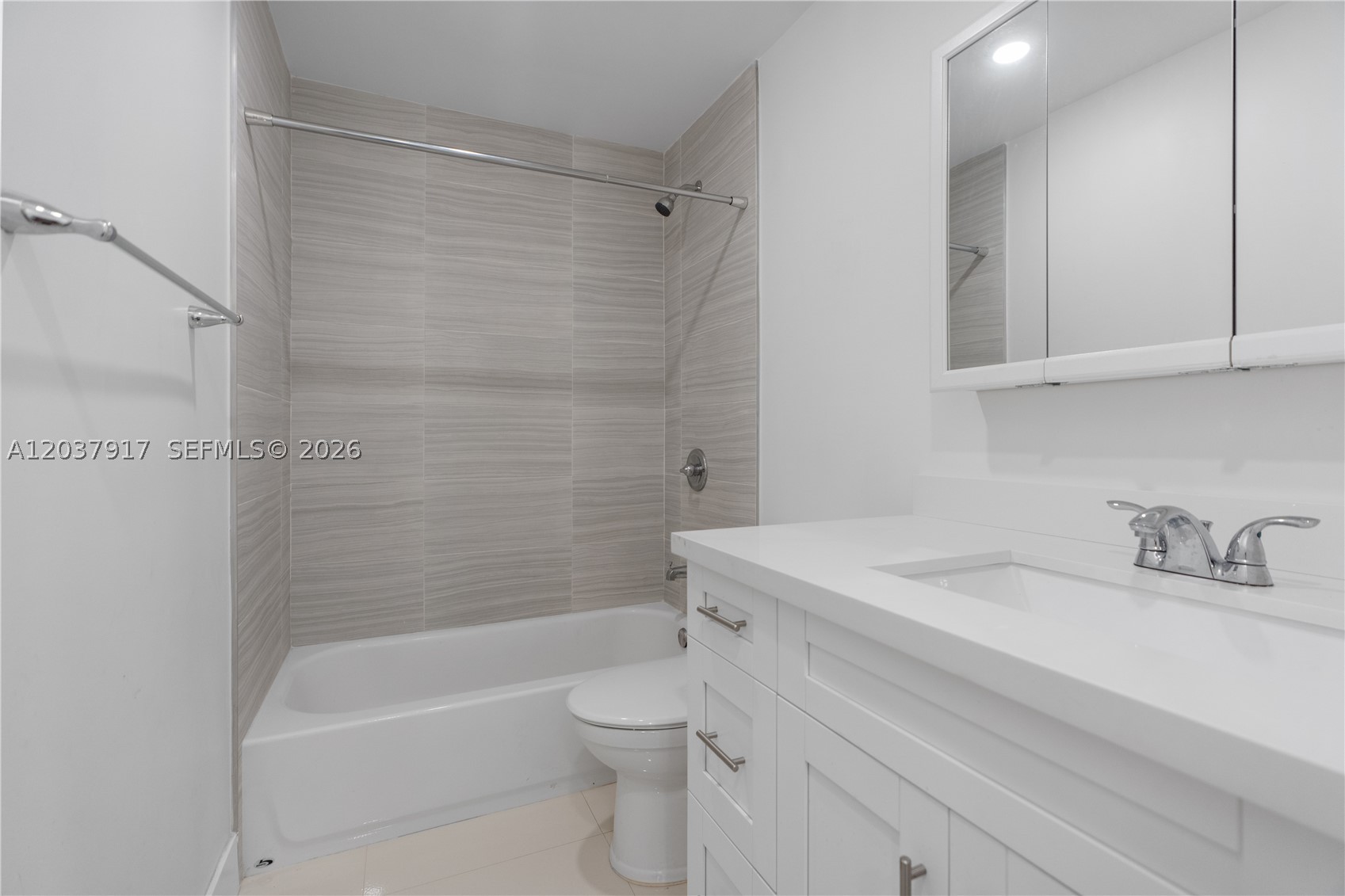 10501 SW 53rd St, Miami FL 33165