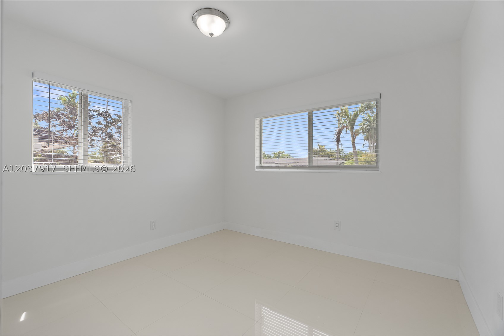 10501 SW 53rd St, Miami FL 33165