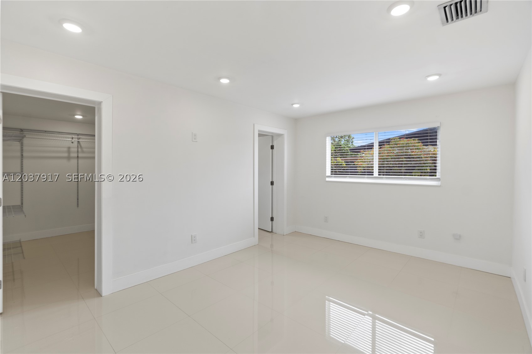 10501 SW 53rd St, Miami FL 33165