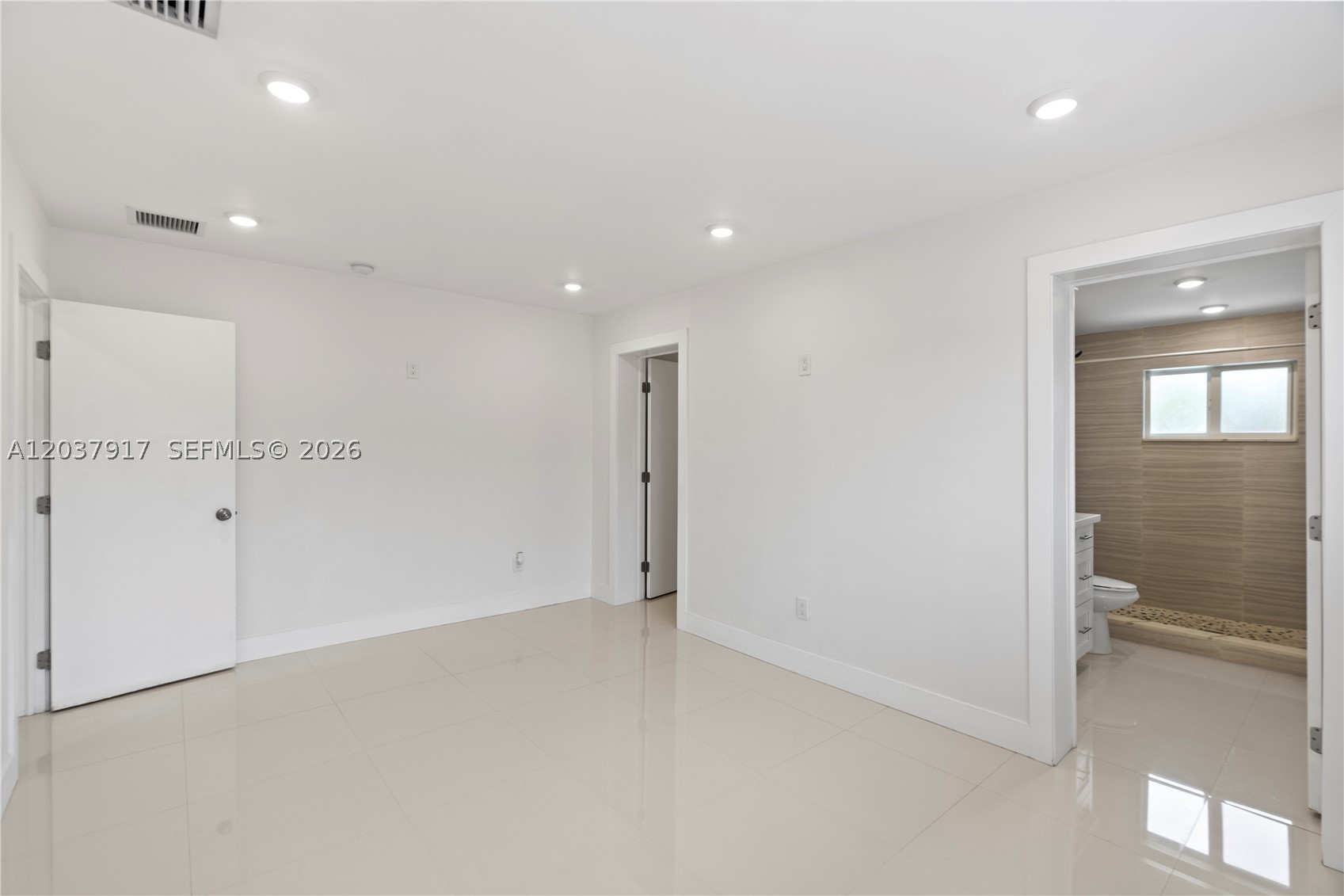 10501 SW 53rd St, Miami FL 33165