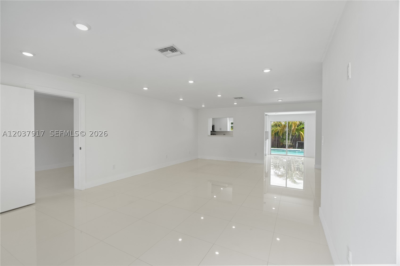 10501 SW 53rd St, Miami FL 33165