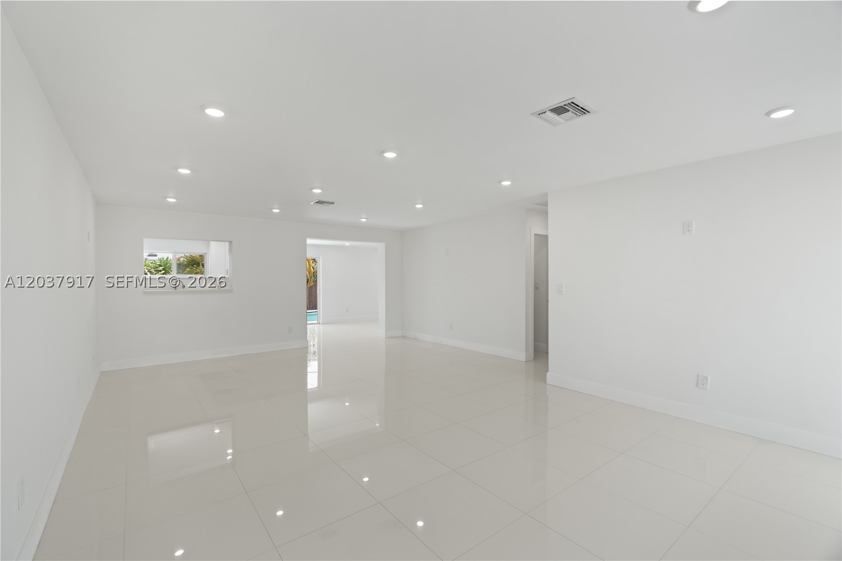 10501 SW 53rd St, Miami FL 33165