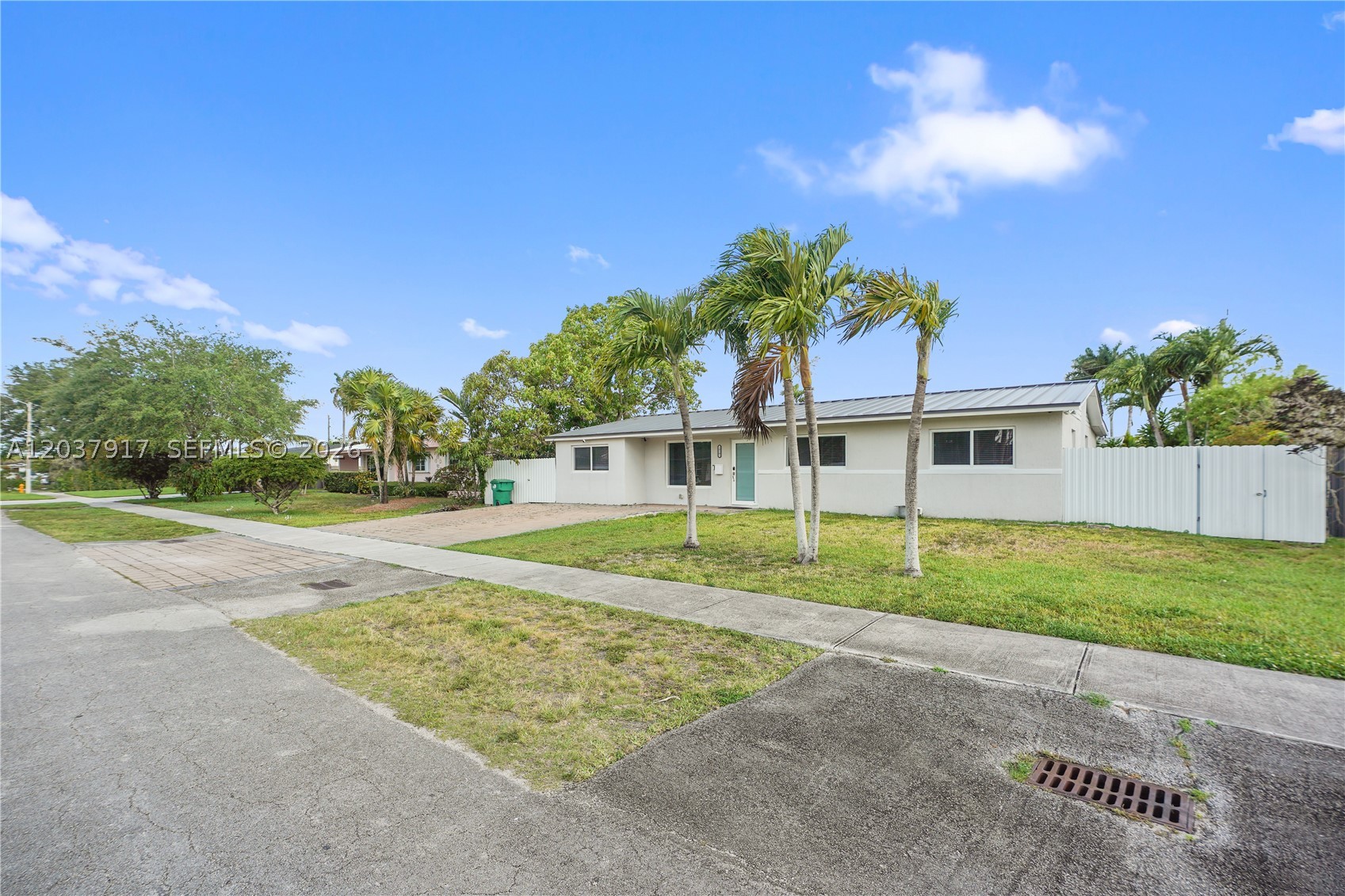 10501 SW 53rd St, Miami FL 33165