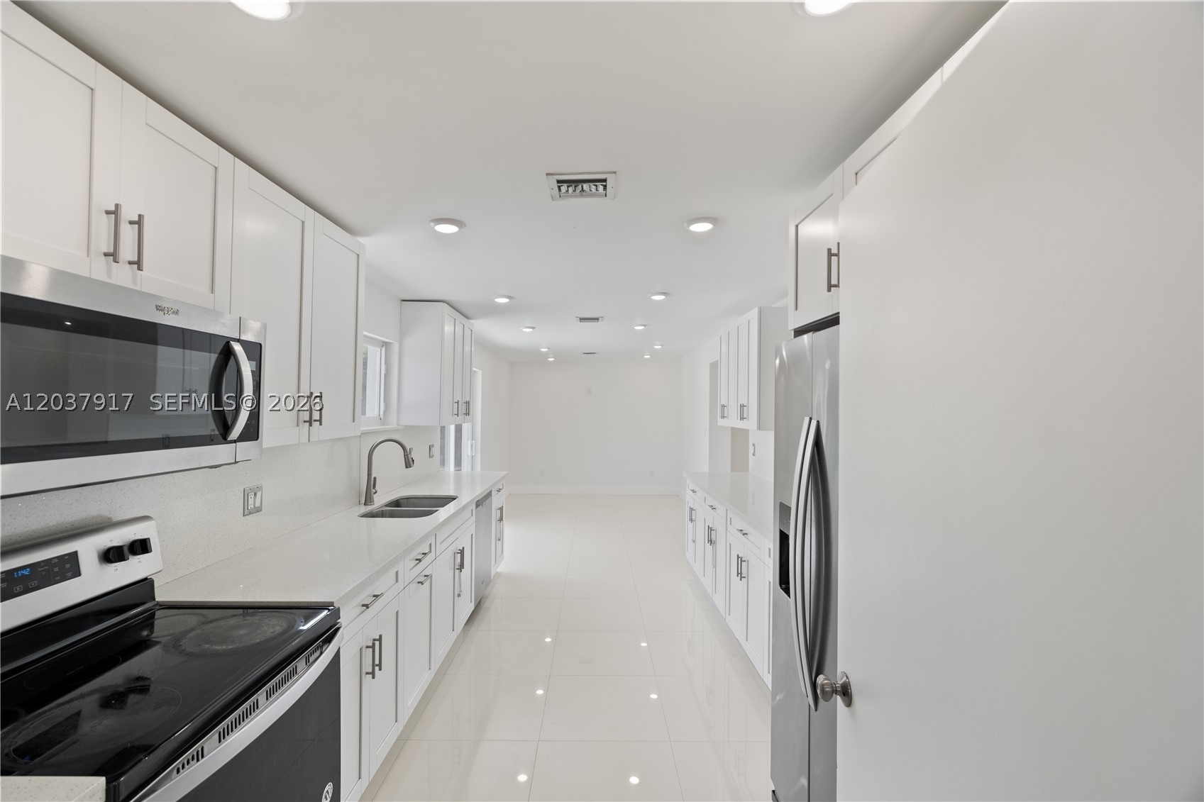 10501 SW 53rd St, Miami FL 33165
