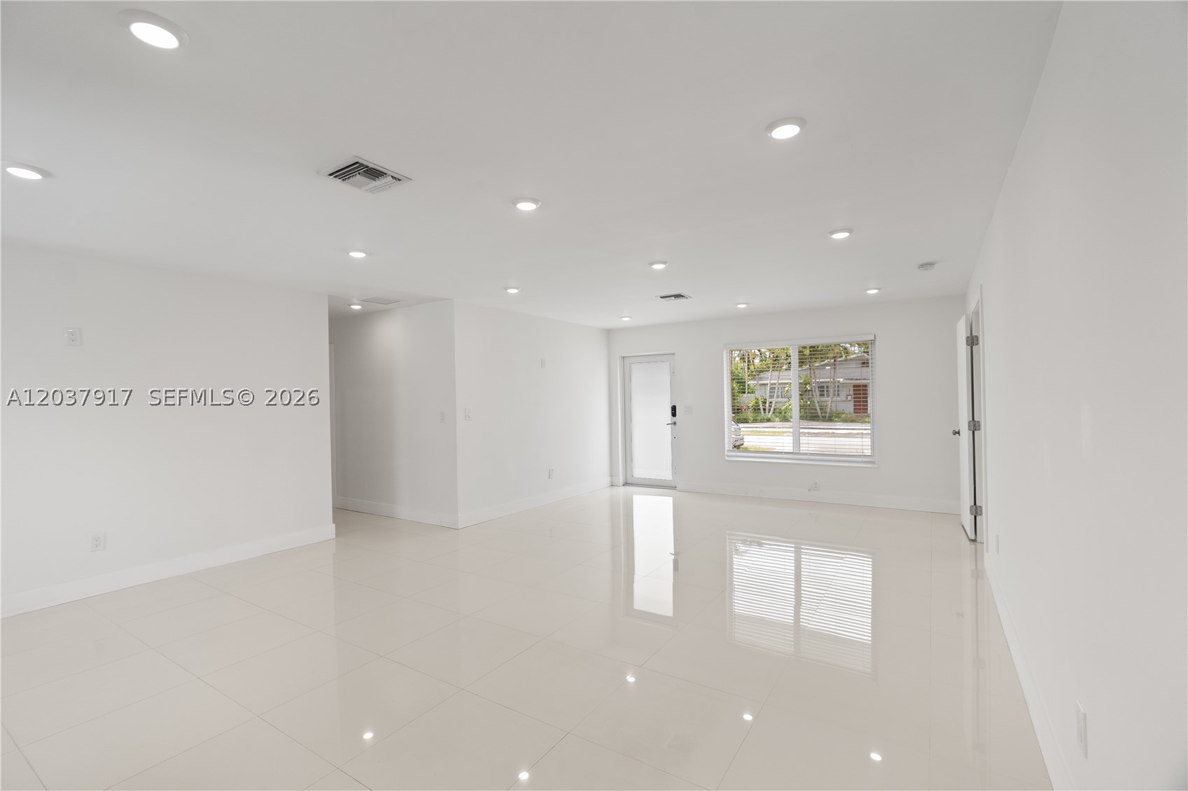 10501 SW 53rd St, Miami FL 33165