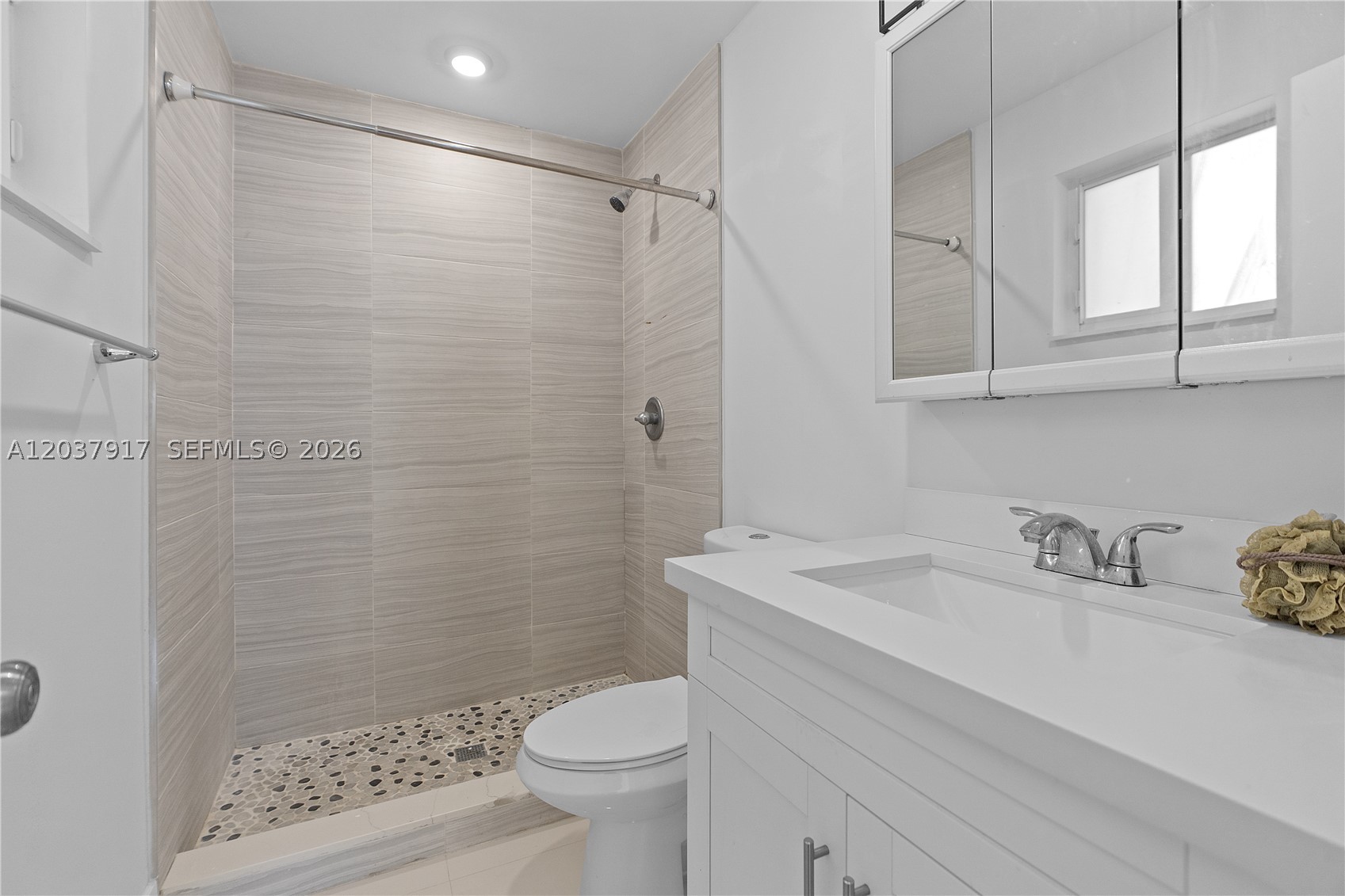 10501 SW 53rd St, Miami FL 33165