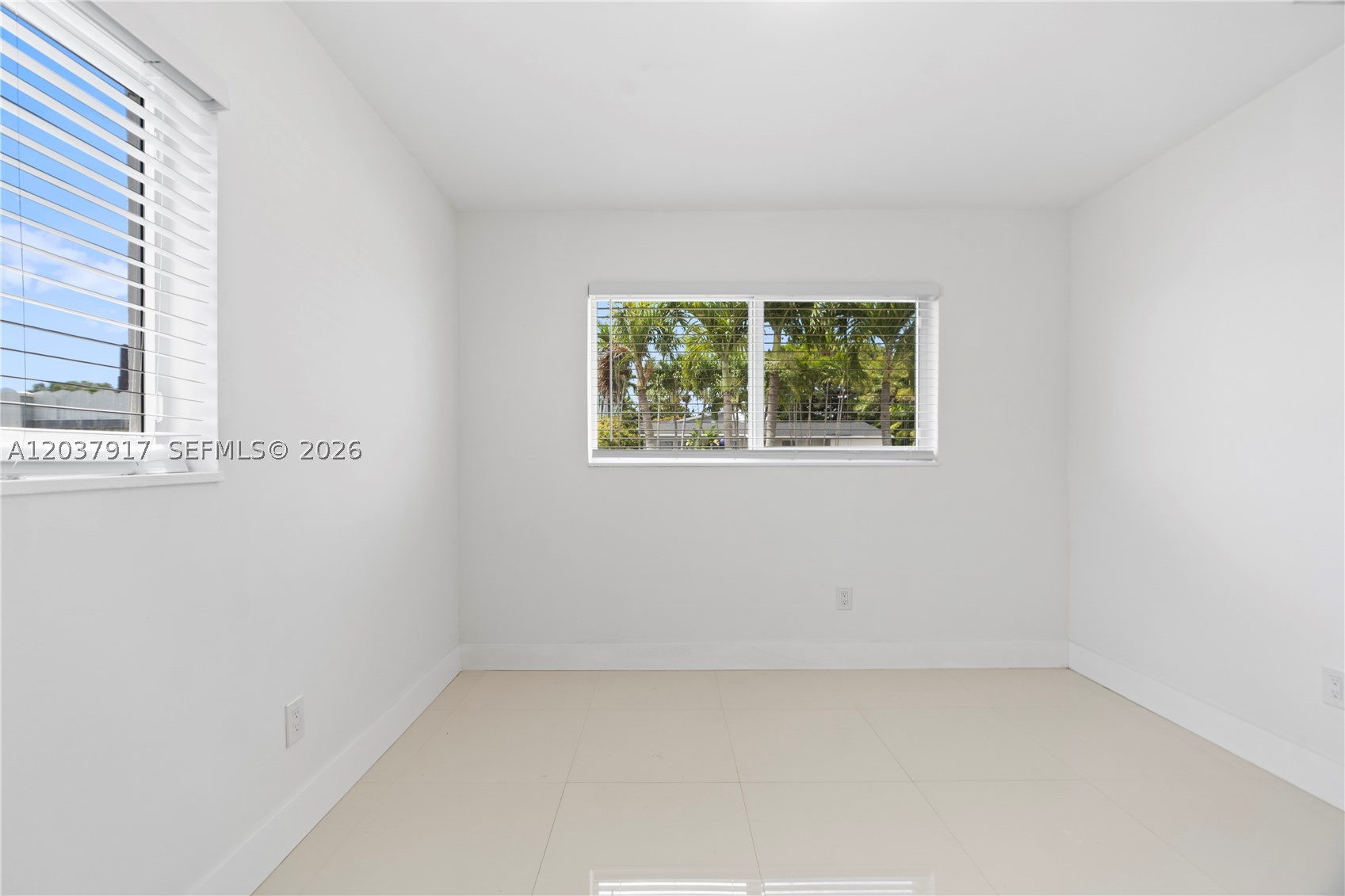 10501 SW 53rd St, Miami FL 33165