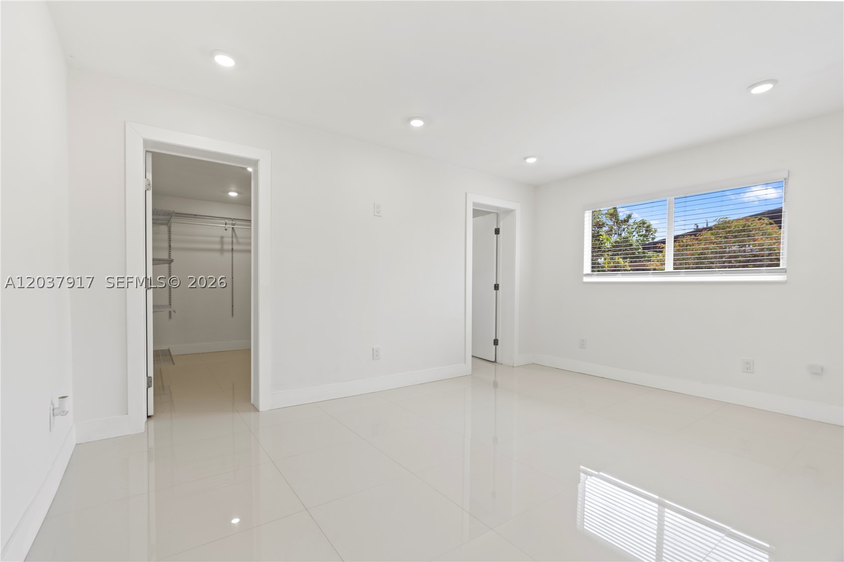 10501 SW 53rd St, Miami FL 33165