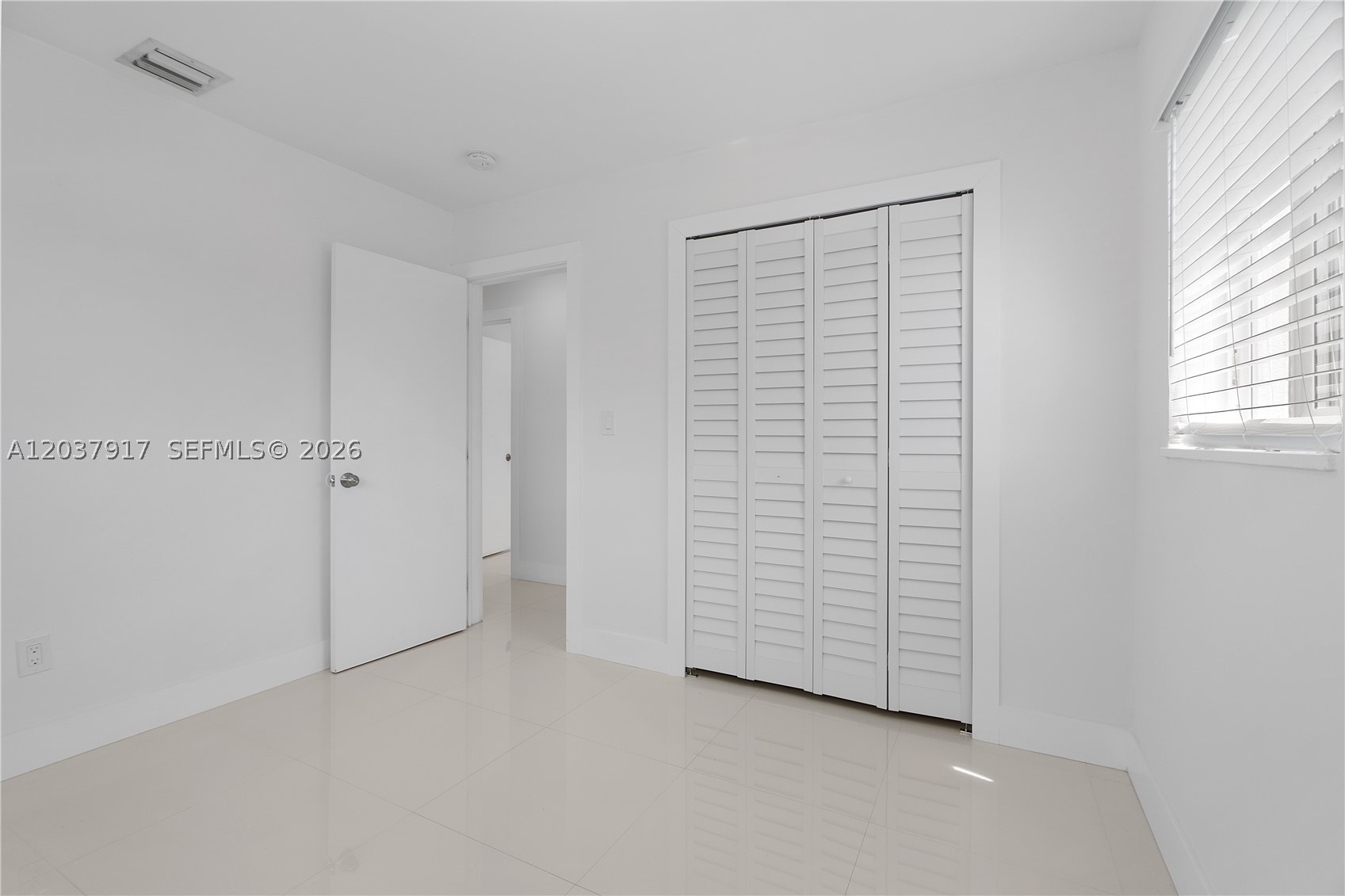 10501 SW 53rd St, Miami FL 33165