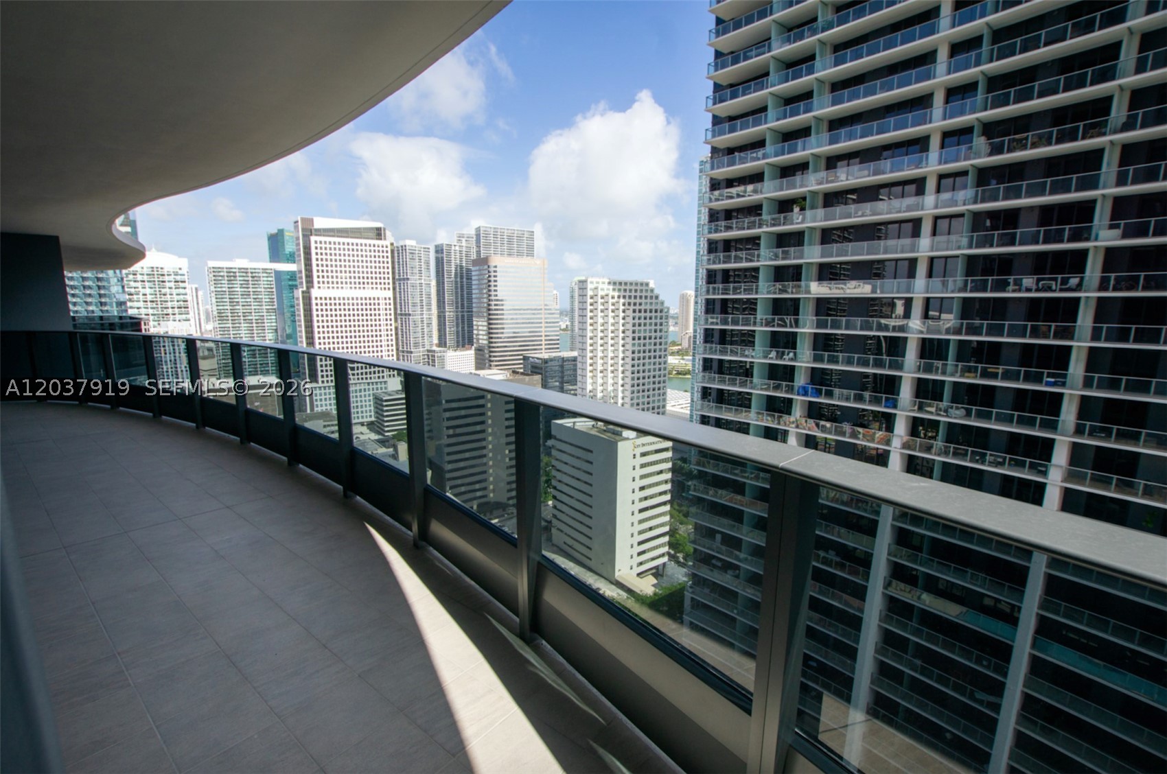 1000 Brickell Plaza #2809, Miami FL 33131