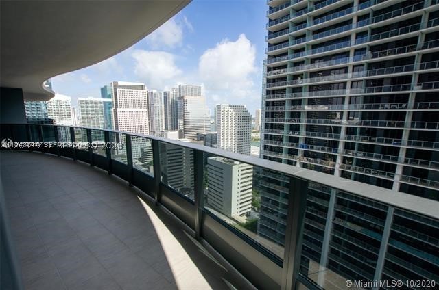 1000 Brickell Plaza #2809, Miami FL 33131