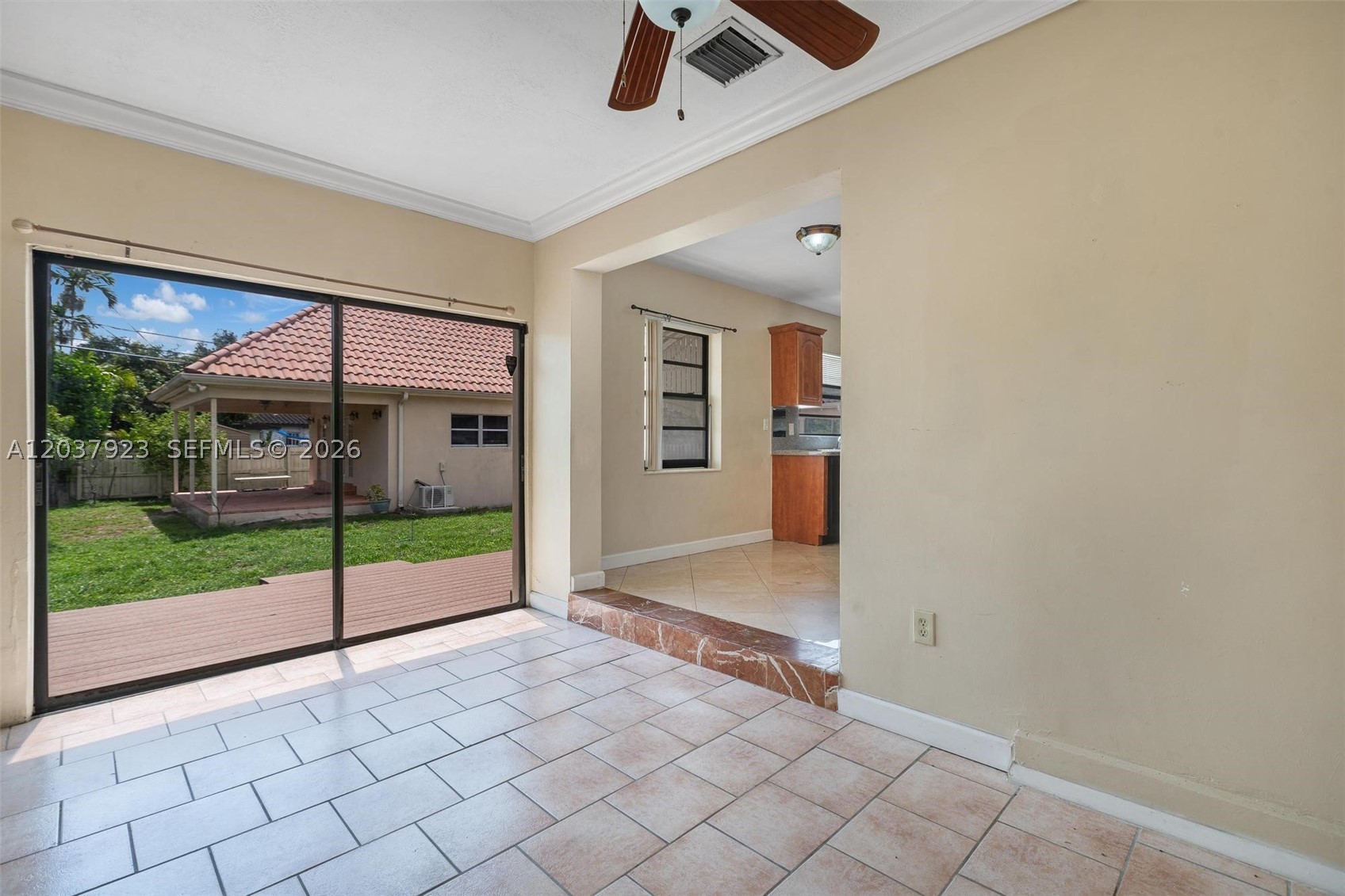 241 Hammond Dr, Miami Springs FL 33166