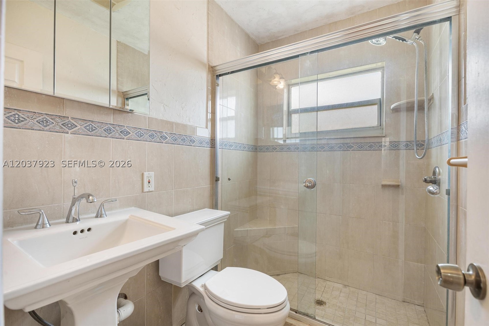 241 Hammond Dr, Miami Springs FL 33166