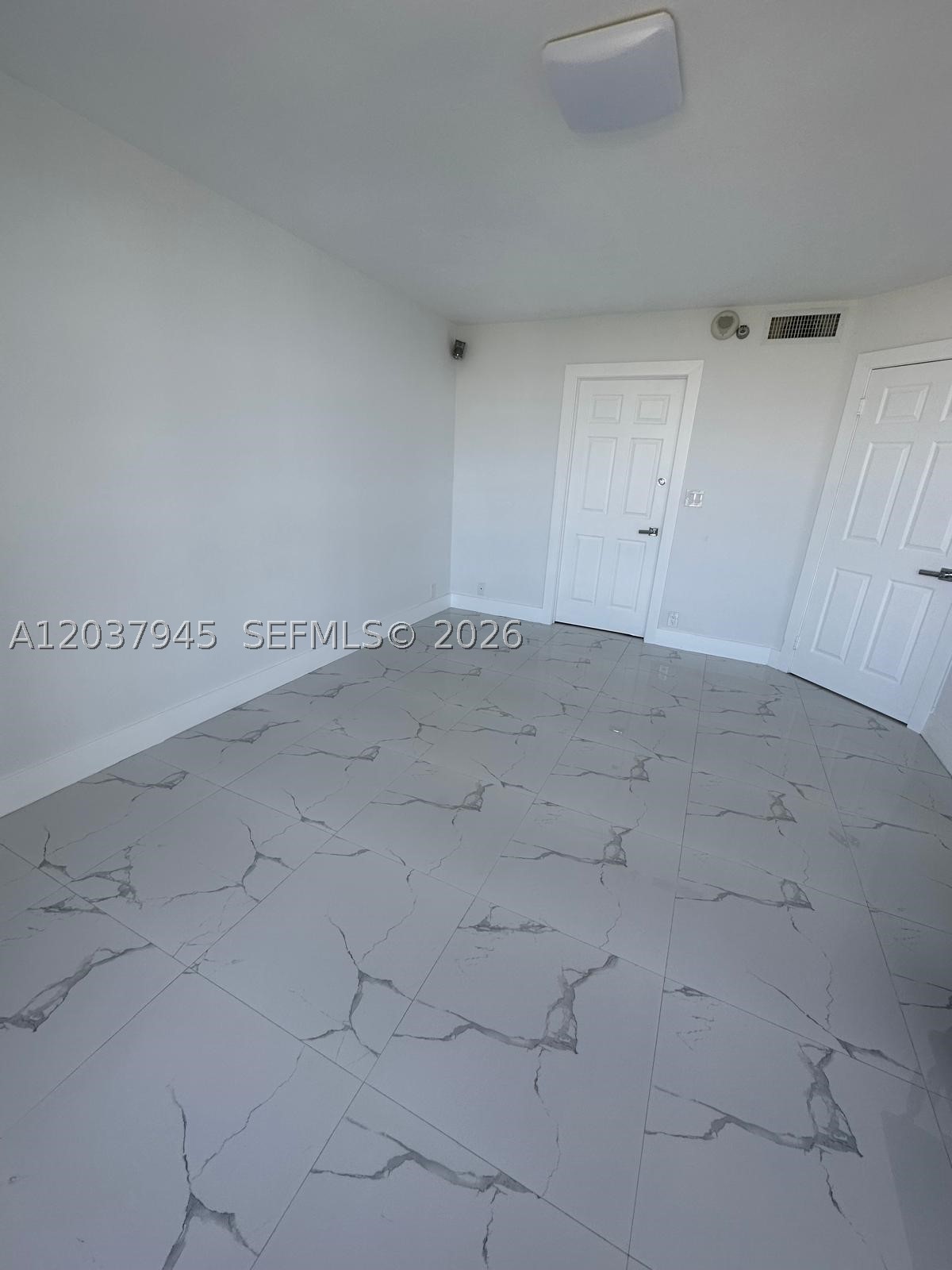 3530 Mystic Pointe Dr #3208, Aventura FL 33180