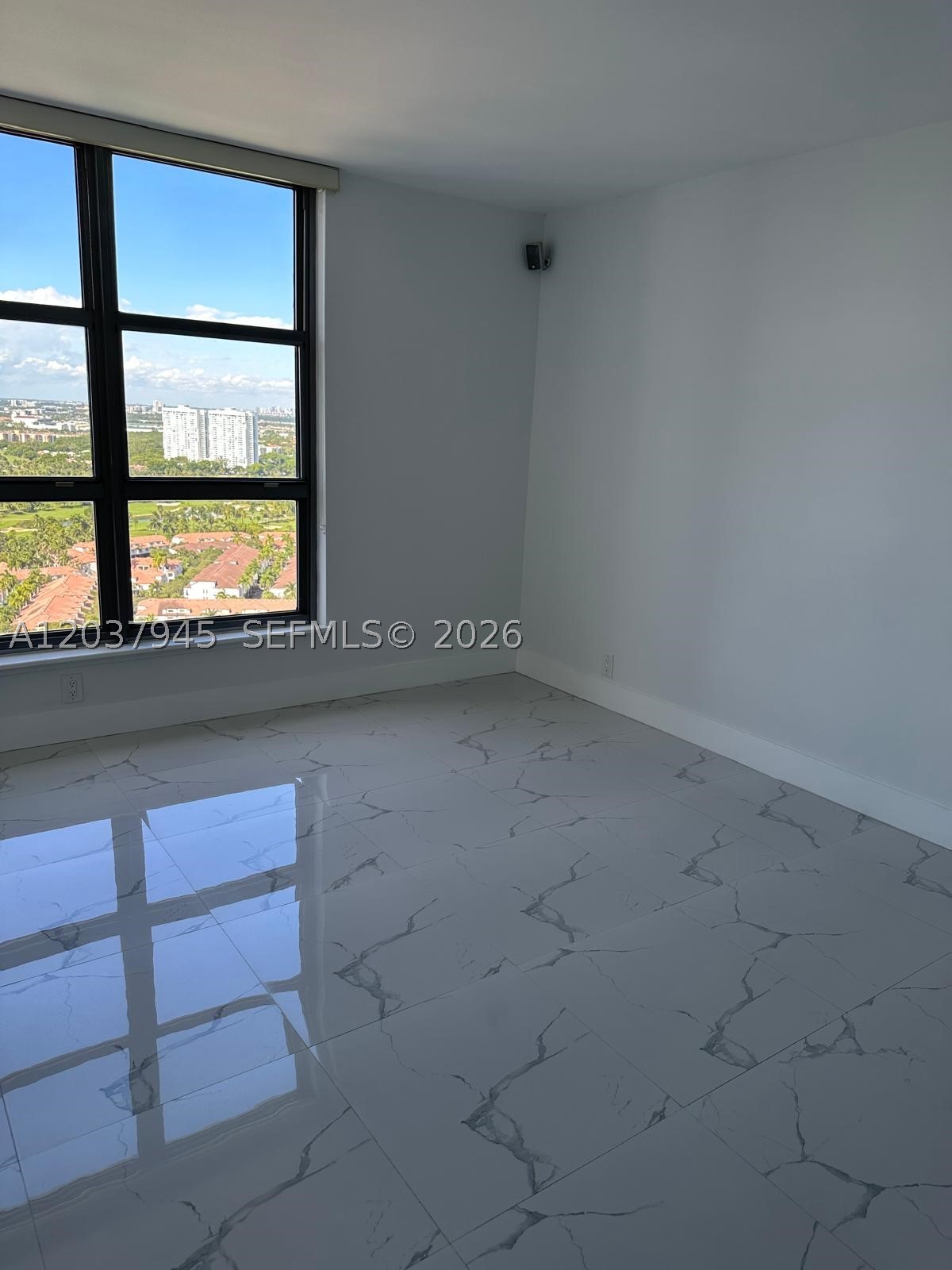 3530 Mystic Pointe Dr #3208, Aventura FL 33180