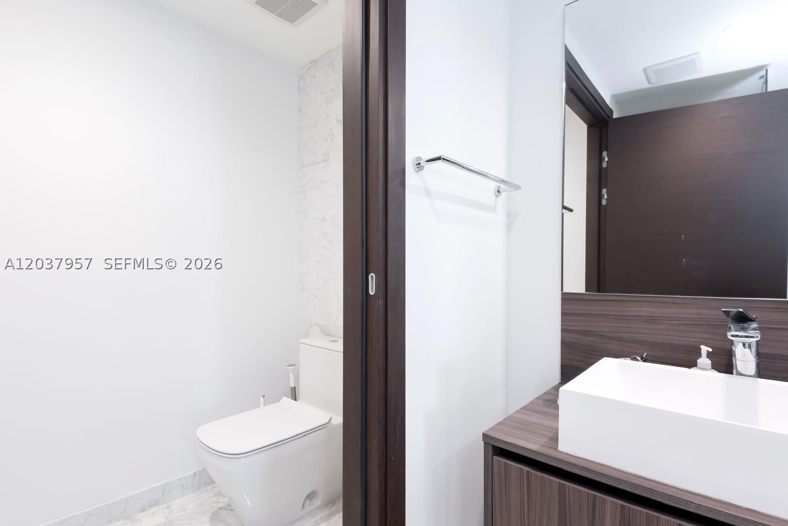 1000 Brickell Plz #2603, Miami FL 33131