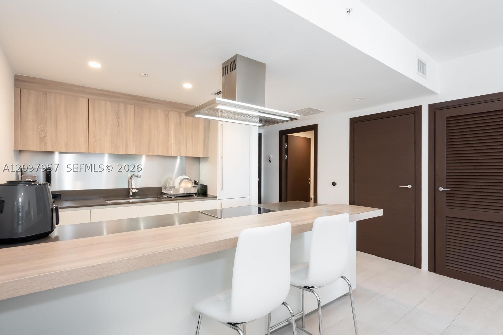 1000 Brickell Plz #2603, Miami FL 33131