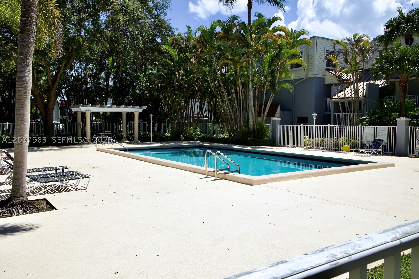 4600 SW 67th Ave #127, Miami FL 33155