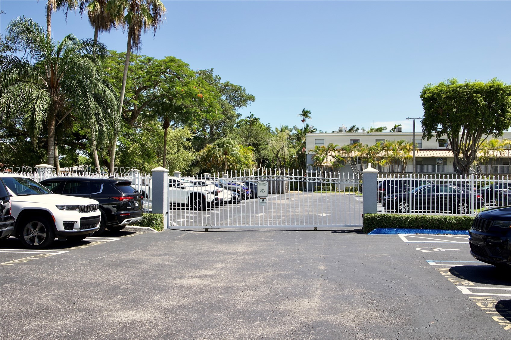 4600 SW 67th Ave #127, Miami FL 33155