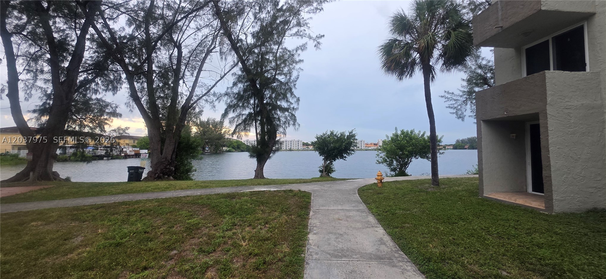10000 NW 80th Ct #2149, Hialeah Gardens FL 33016