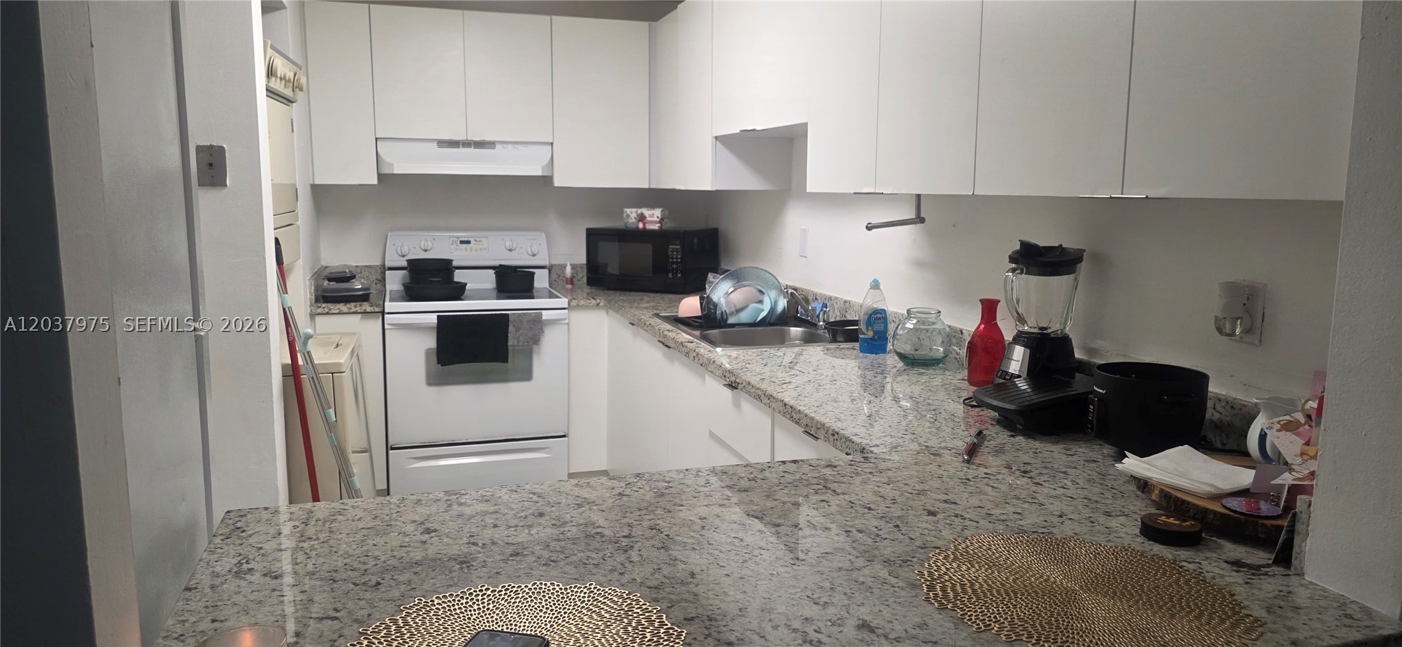 10000 NW 80th Ct #2149, Hialeah Gardens FL 33016