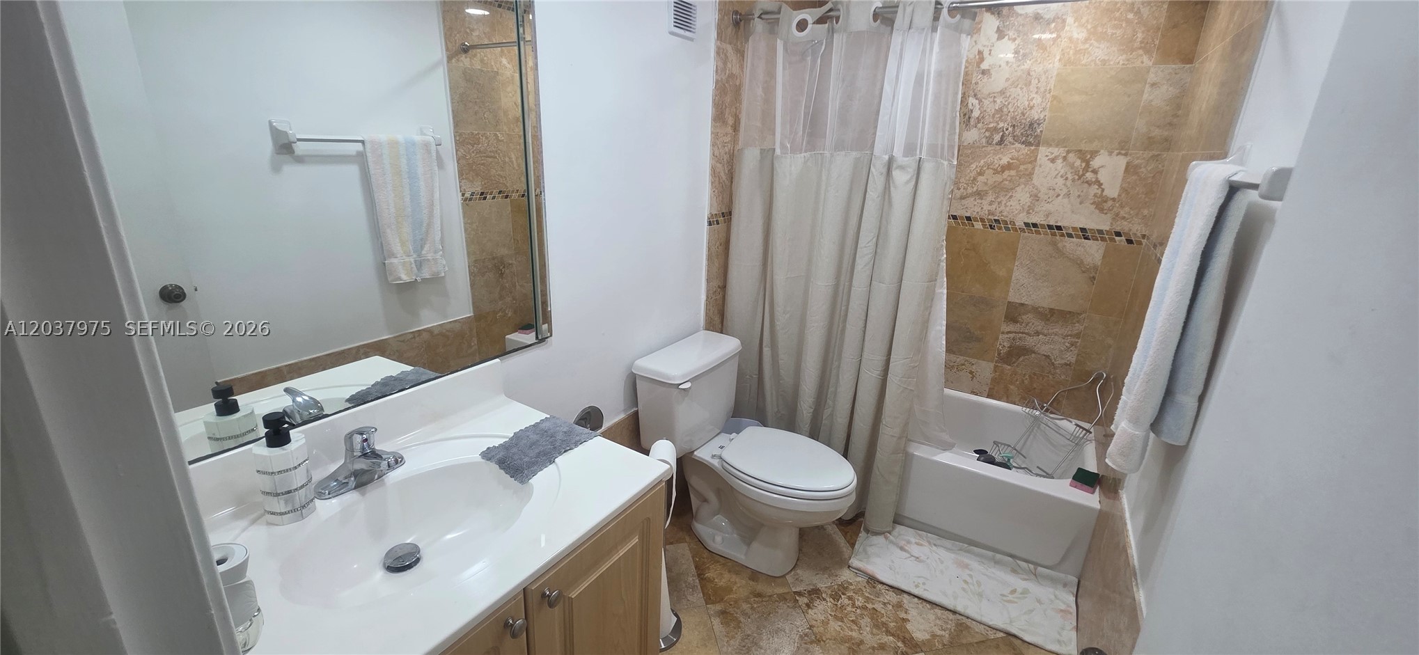 10000 NW 80th Ct #2149, Hialeah Gardens FL 33016