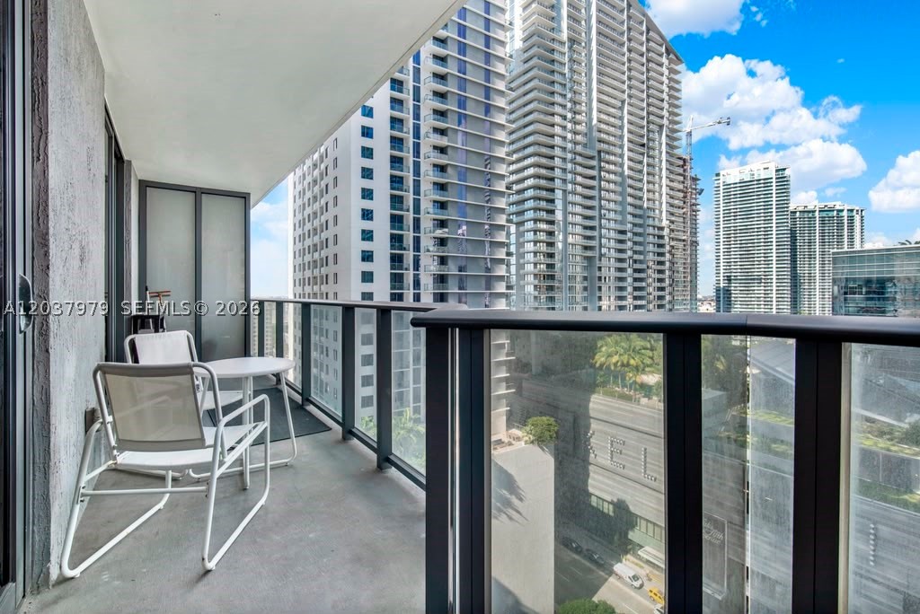 45 SW 9th St #1609, Miami FL 33130