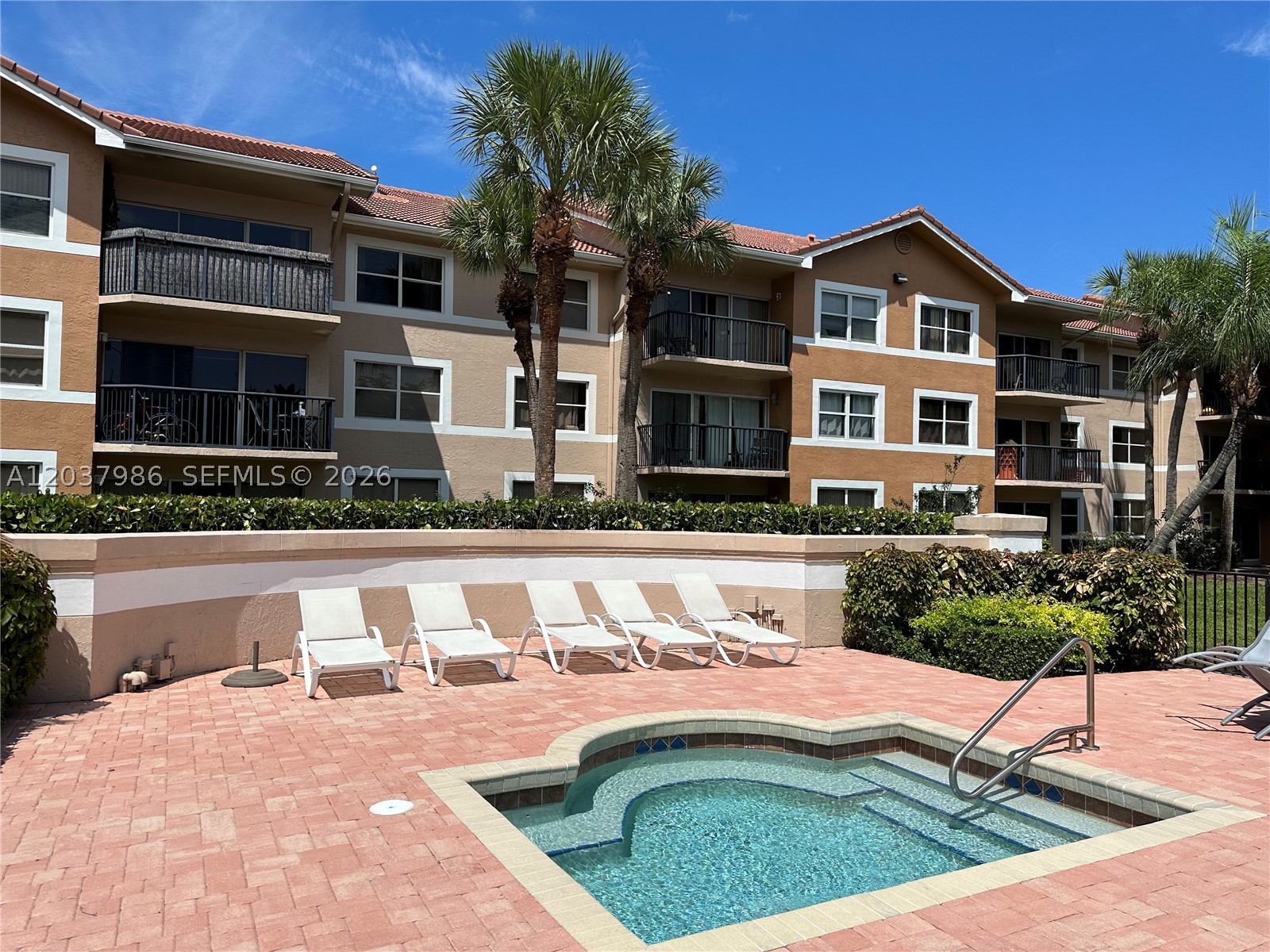 8955 Wiles Rd #208, Coral Springs FL 33067