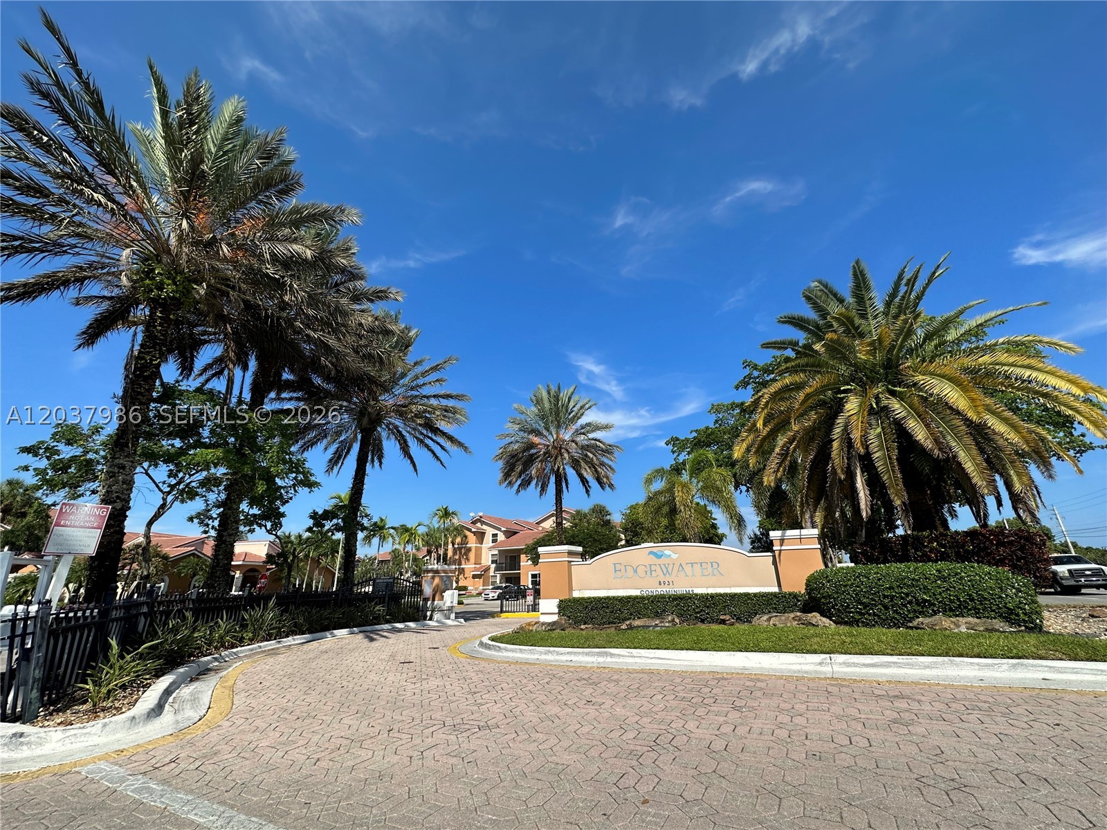 8955 Wiles Rd #208, Coral Springs FL 33067