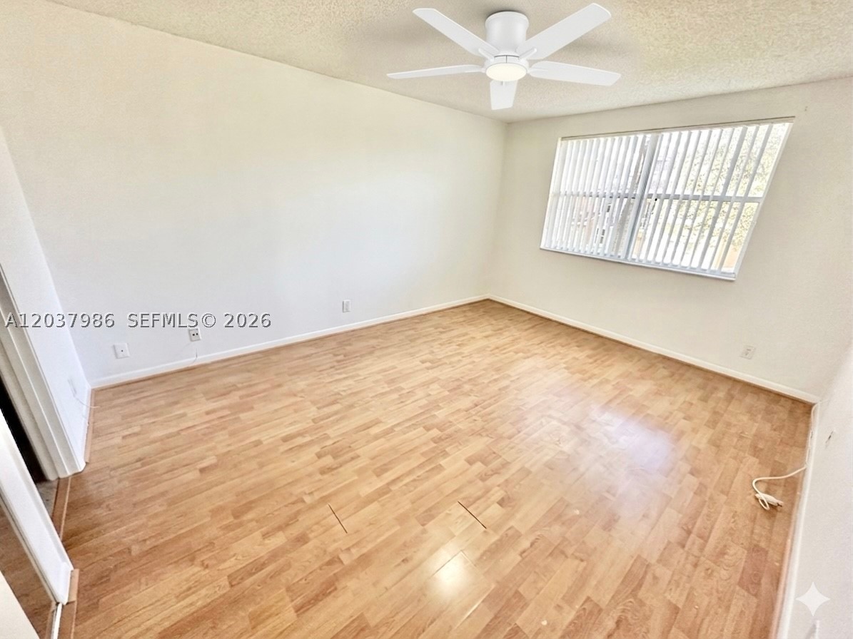 8955 Wiles Rd #208, Coral Springs FL 33067