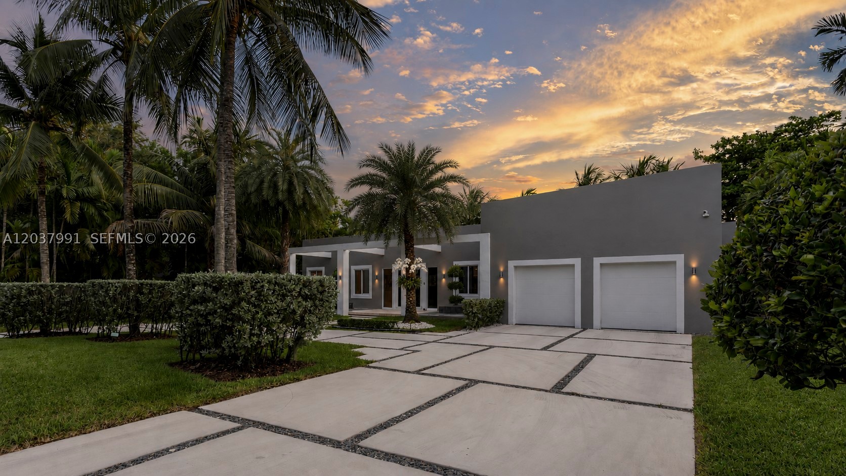 11900 Griffing Blvd, Biscayne Park FL 33161